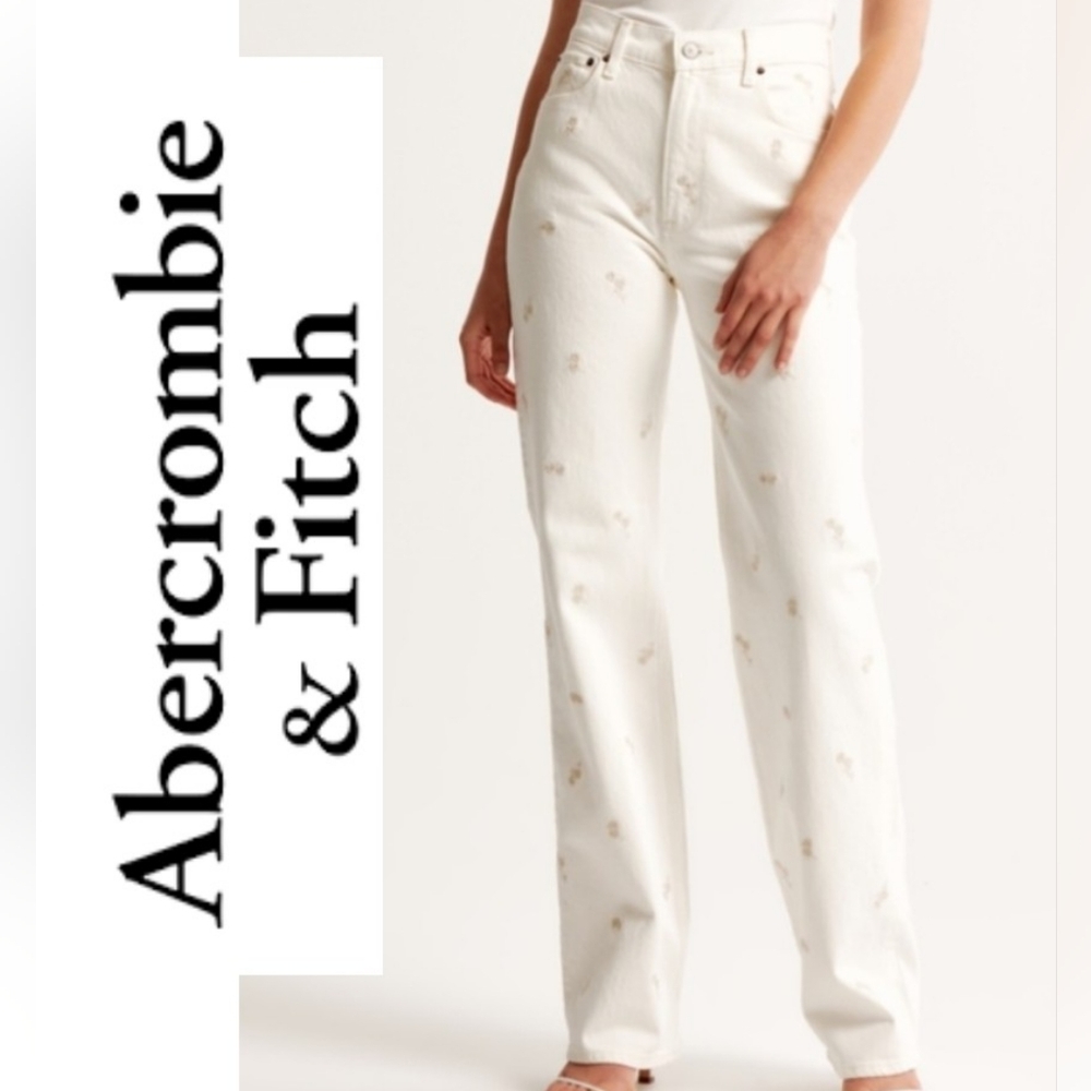 Abercrombie & Fitch Embroidered Flower Jeans High Rise 90s Relaxed Jean